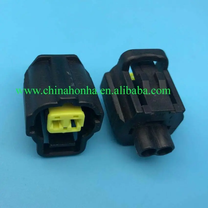 178392 6 2 Pin Female Automotive Connector For Toyota Corolla Water Temperature Sensor Engine