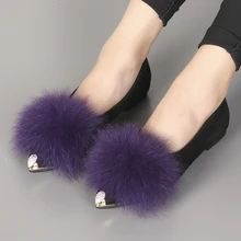 Женские лоферы на плоской подошве с пушистым мехом и помпоном; сезон весна-осень; Роскошная универсальная обувь с лисьим мехом; Мокасины с острым носком, украшенные кристаллами