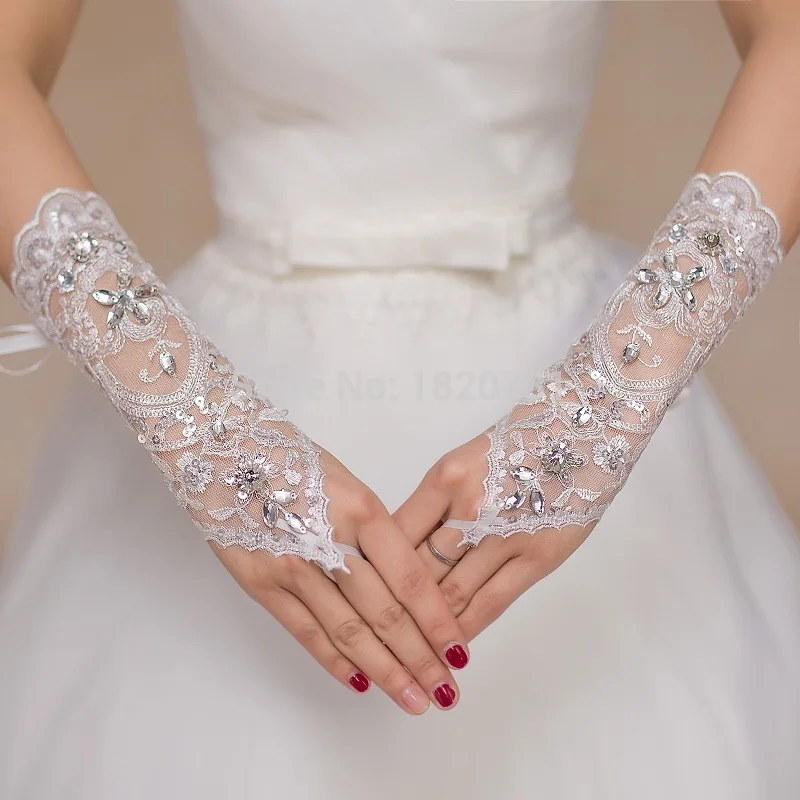 2019 Кристаллы бисером свадебные Прихватки для мангала кружево Pascoa короче, чем Опера длина Бесплатная размеры Свадебные перчатк