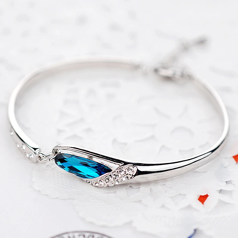 

Irregular graphics Cat crystal bracelet fashion ol birthday gift
