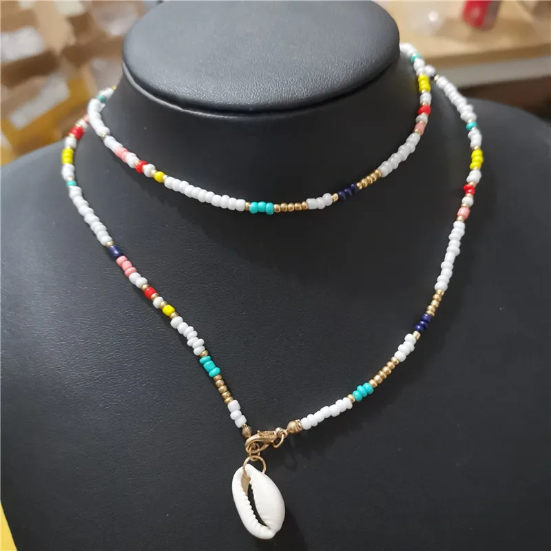 Fashion Colorful Bead Cowrie Shell Choker Necklace for Women Long Chain Pendant Necklace Gold Color Statement Collier Jewelry