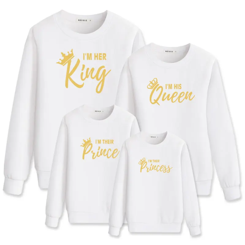 Одежда для родителей и детей; одинаковые комплекты для семьи; свитер для мамы и дочки, папы и сына; Футболка с принтом «King queen» - Цвет: Color 6