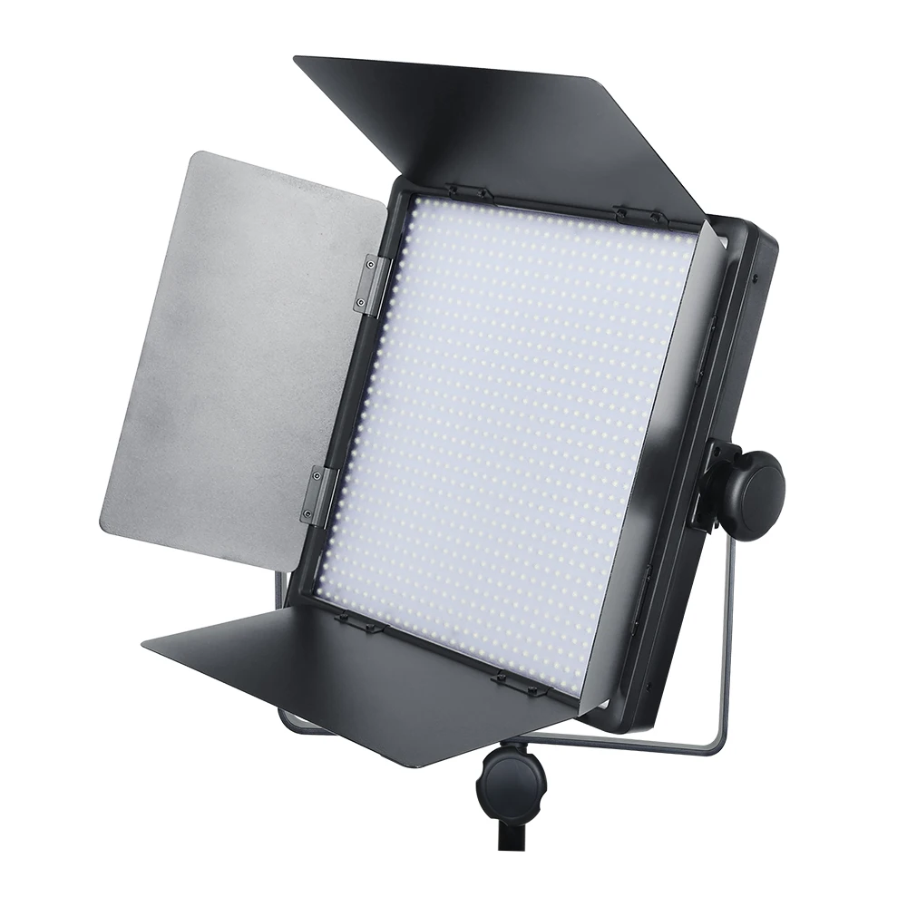 Беспроводной видеосветильник Godox 3x LED1000 3300 5600K с дистанционным управлением LED1000C +
