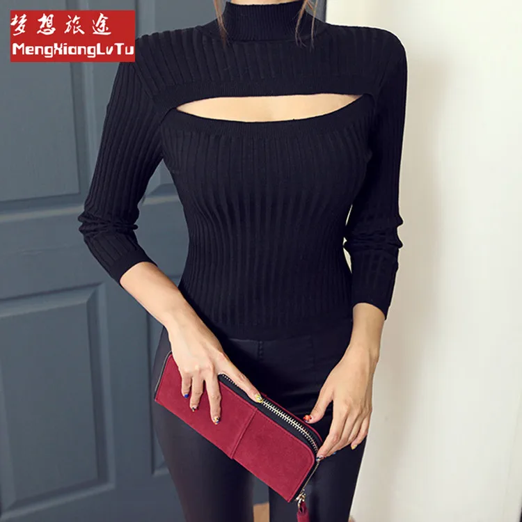 Turtleneck with top open chest