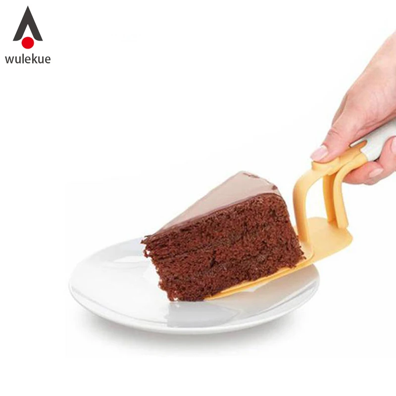 

Wulekue Plastic Pushable Cake Shovel Creative Pizza Pastry Cutter Double Shovel Kitchen Baking Tools