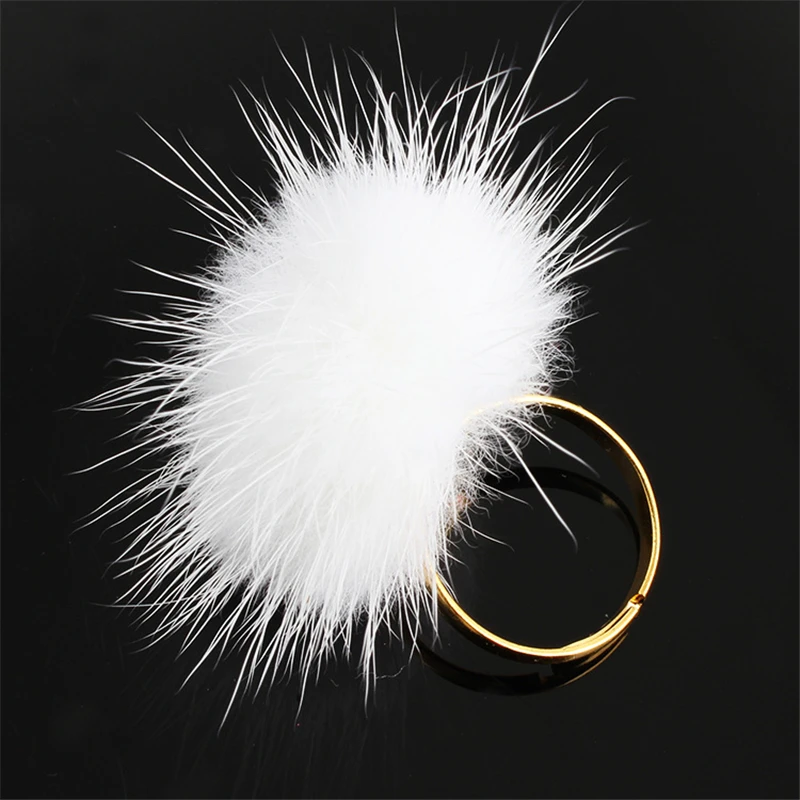 

Fashion Fluffy Mink Fur Ball Pompom Ring Boho Genuine Soft Leather Party Rings for women Adjustable Size Gift 6C0207