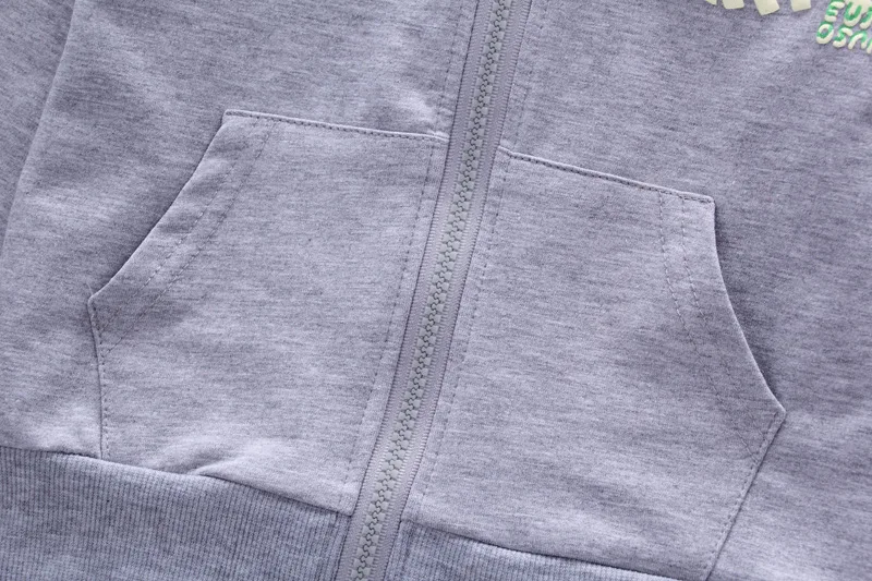 3835209670_1989229164