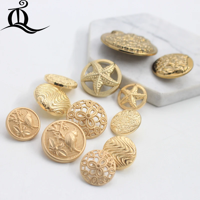 

10pcs owl18-38mm Rhinestone brand Buttons Flat Backs Metal button Embellishment Decorations,Decorative button for clothes p57