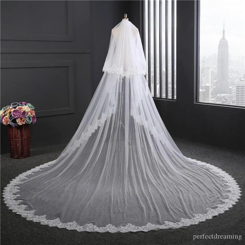 

Hot Sale New White Ivory Two Layers Wedding Veils In Stock Cathedral Length Appliques Bridal Veil With Comb Size 350*80*300CM