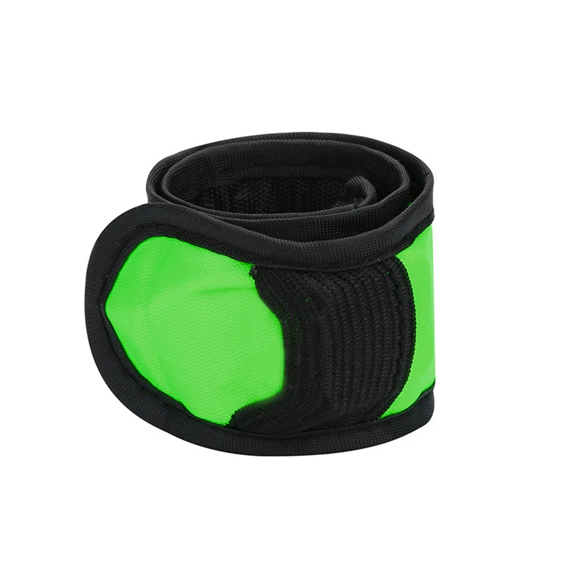 4Pcs Armbands Night Reflective Wristband LED Wristband Safety Reflector Bracelet Luminous Band For Running Cycling #4DC19 (12)