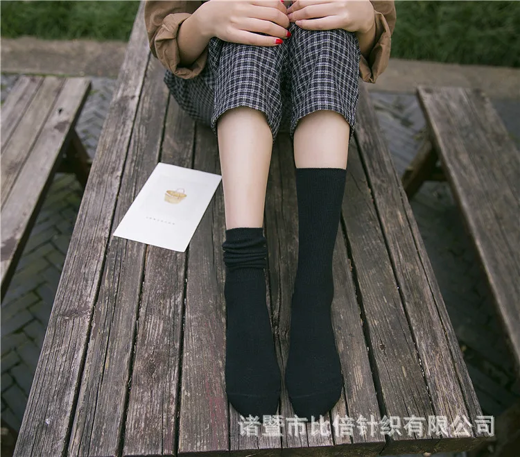 Дышащие хлопчатобумажные забавные носки для женщин разных цветов, модные женские милые носки в Корейском стиле, повседневные дезодорирующие женские трендовые