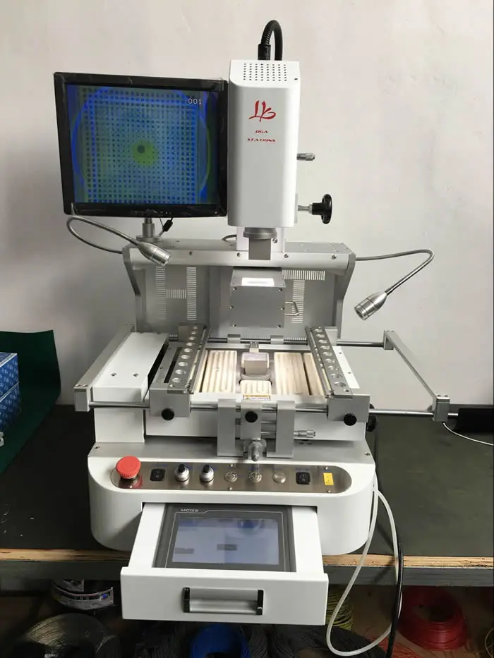R890   (16)