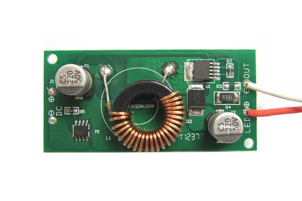 Input DC 12~24V TO 30~36V 900mA Power Supply LED Driver For 30W lamp Spot Light | Лампы и освещение
