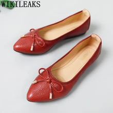 Ботинки "Харадзюку" под змеиную кожу; обувь с шипами; Туфли-мокасины; женская обувь на плоской подошве с острым носком; женская повседневная обувь из мягкой кожи; zapatillas mujer; Лидер продаж buty; искусственная кожа; Прямая(дропшиппинг); damskie