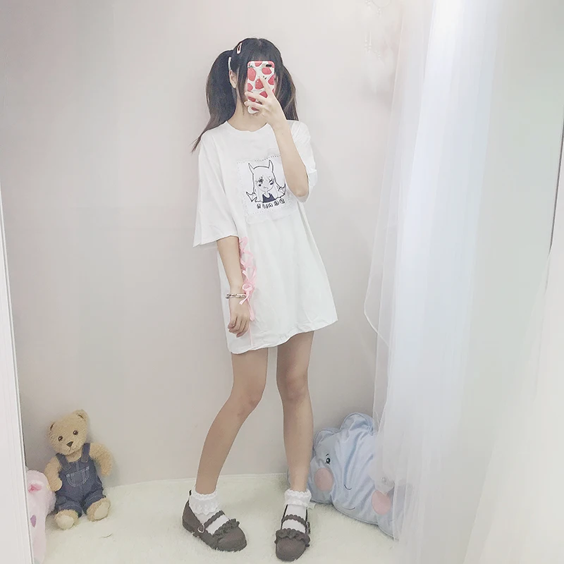 Японский Лолита черный длинная футболка для Для женщин Harajuku Kawaii аниме Белый Футболки-топы Готический милый мультфильм на шнуровке женские футболки