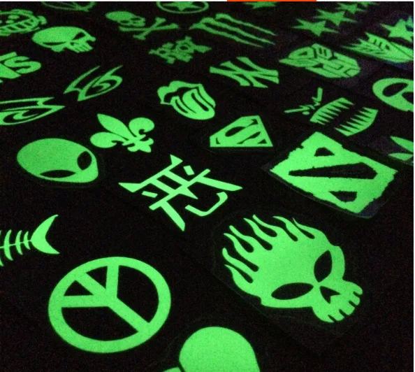 

1 pcs Luminous Motorcycle Moto MTB Bicycle Frame Wheel Decals Skateboard Accessories Protection Stickers On The Bike Random send