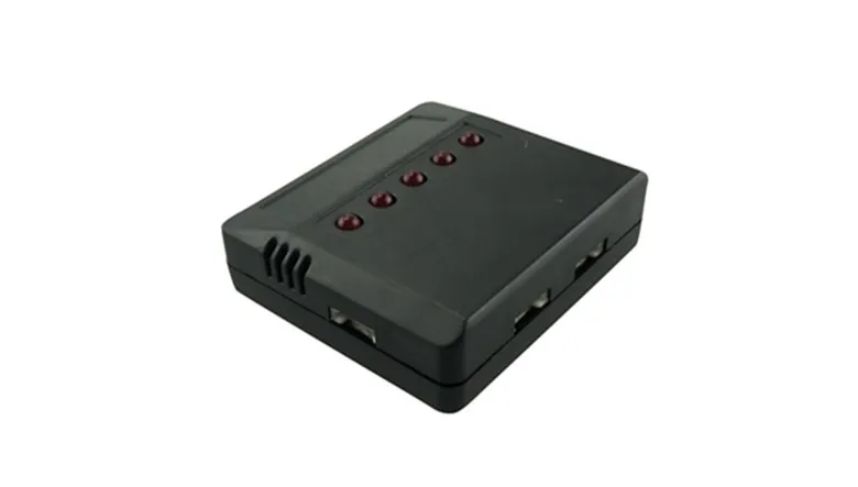 

1 In 5 3.7V Lithium Battery Balance Charger With Connectors For Syma X5C X5S X5SC X5SW X5HW H107L H107C/ X5UW X5UC