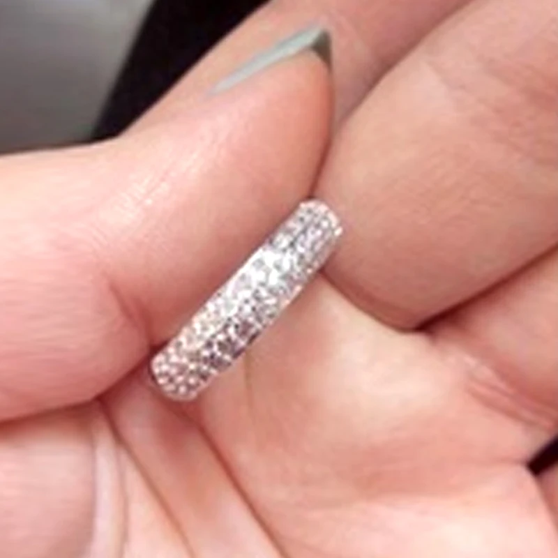 LNRRABC Woman Jewelry Fashion Simple Round Rhinestones Ring Personality Female Rings Wedding Rings For Women