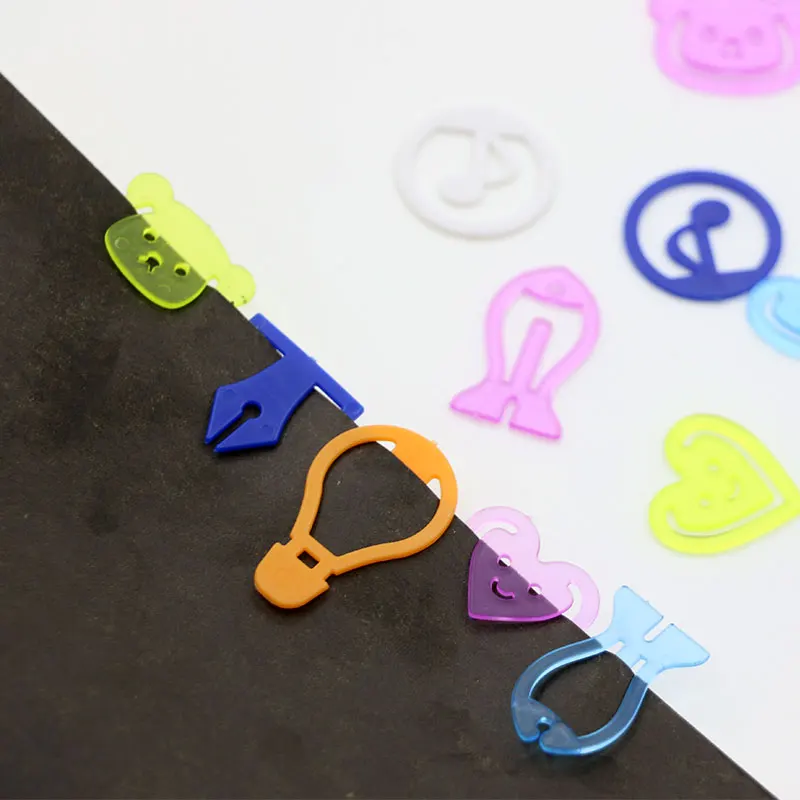 20 pack/Lot Cartoon paper clips Total 480 pcs plastic Bookmark