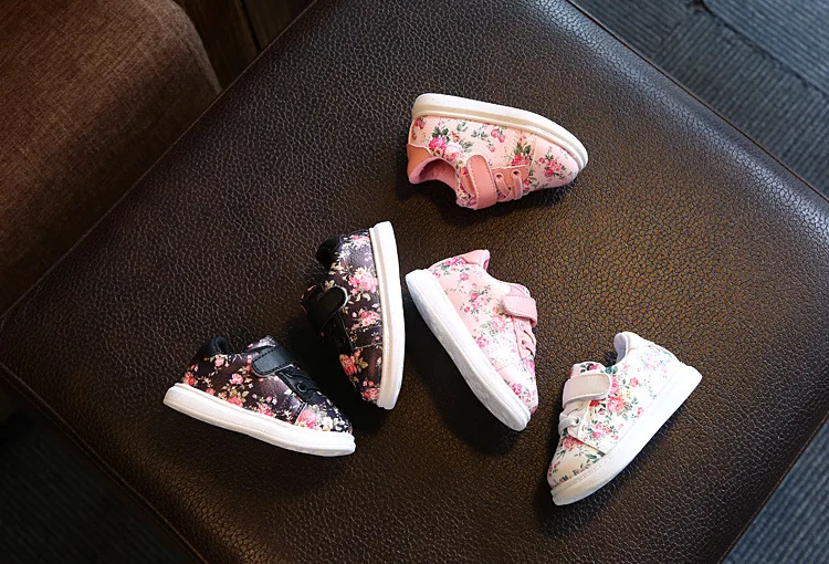 3699962248_970125028