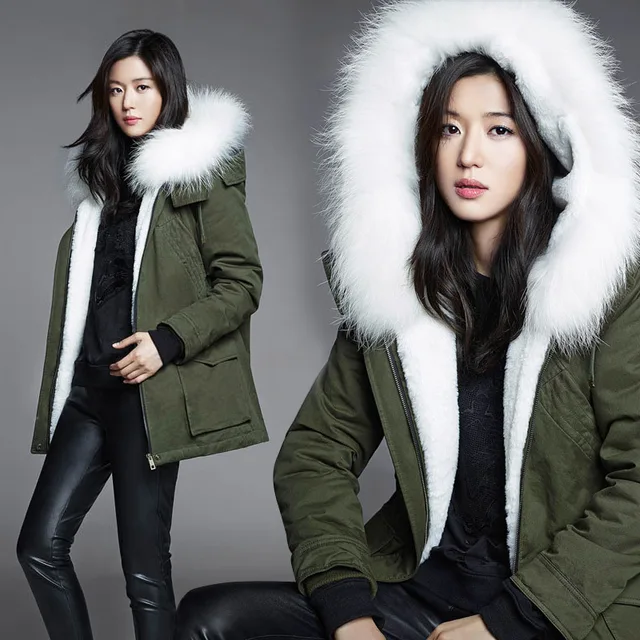 Cheap Thick Parkas 2016 Autumn and Winter Fashion Large Fur Collar Black Cotton-padded Jacket Long-sleeved Hooded Outwear Female Coats