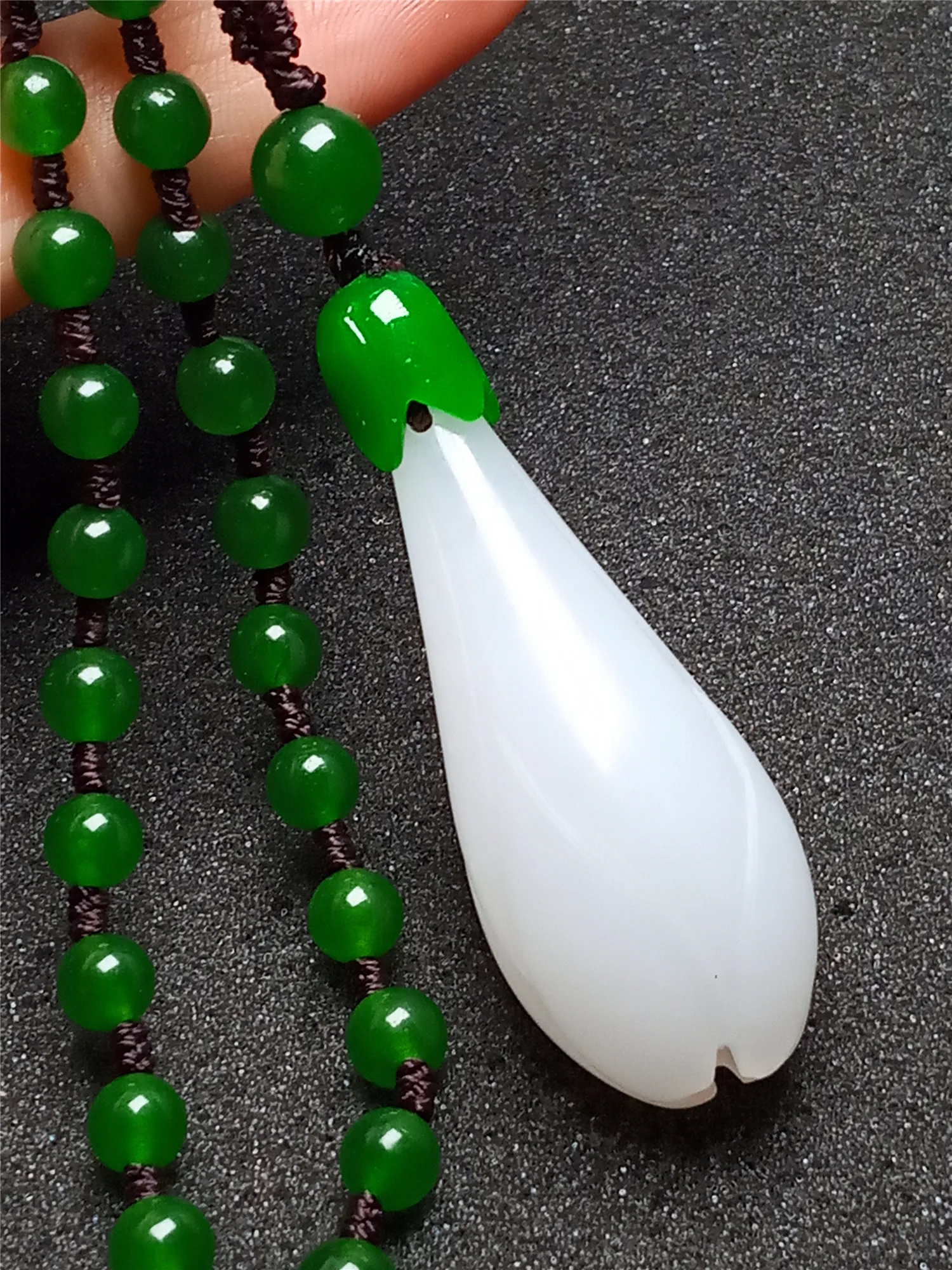 Chinese Natural White Hand-carved Chinese Hetian jade Magnolia flower pendant N