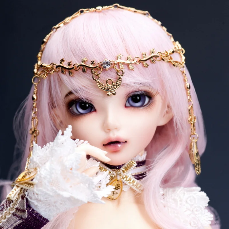 minifee doll