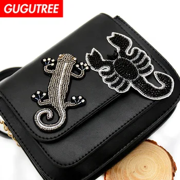 

GUGUTREE India silk gecko patches beaded scorpion patches badges applique patches for clothing SK-164