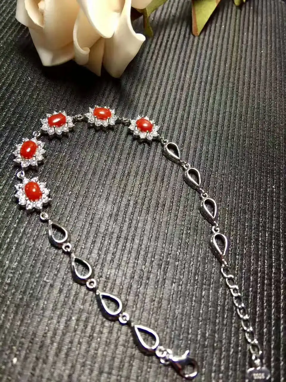  Naturel rouge Bracelet en corail rouge Naturel pierres précieuses Bracelet 925 argent bracelet De M