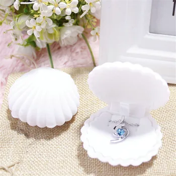 

Shell Shape Velvet Jewelry Storage Box Wedding Engagement Ring Box Earrings Necklace Bracelet Jewellery Display Gift