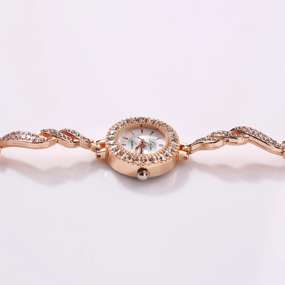 الراقية سلسلة الجدول الحفر اللؤلؤ الترفيه ساعة نسائية