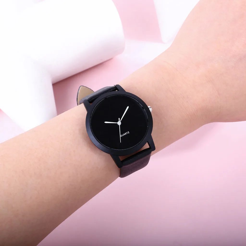 

Dropshipping Minimalist Style Wristwatches Creative Design Simple Face Quartz Watches Gift Clock Relogio Feminino AD