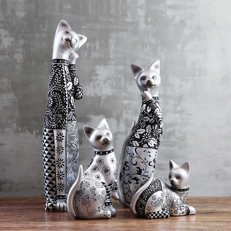 resin cat statue