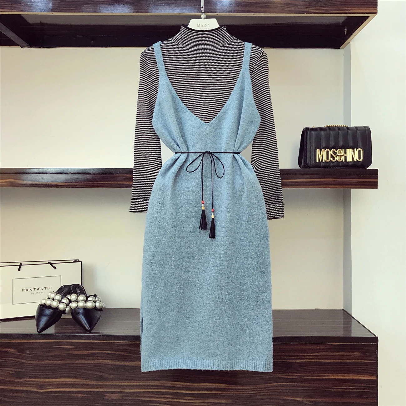 

2018 Autumn Dress Set Ladies Gentle Wind Jumper Sets Knitwear Two Piece Set Strap Knit Dress + Loose Turtleneck Stripe Sweater
