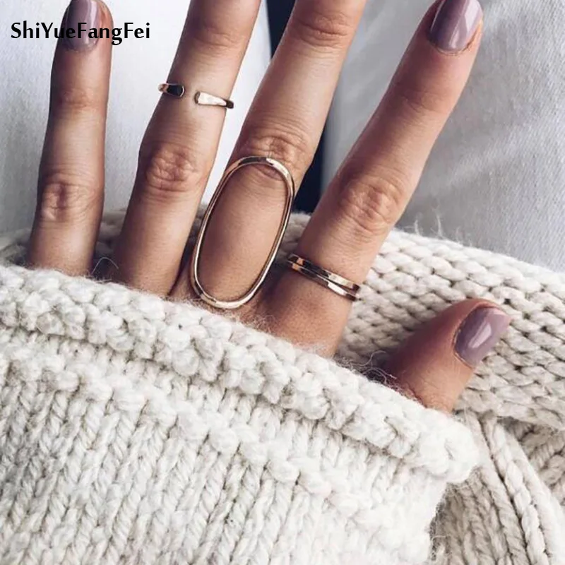 

4pcs/Set Vintage Anillos Unique Carved Antique Gold Color Ring Crystal Knuckle Rings Set for Women Midi Ring Female Jewelry