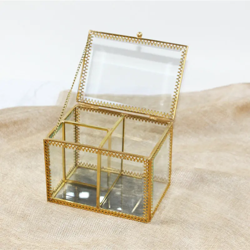 8990008883_1908282359