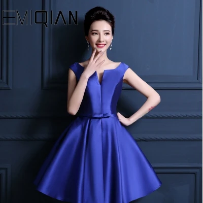 Sexy Lace Up Closure Satin Graduation Party Gowns Short Prom Dresses