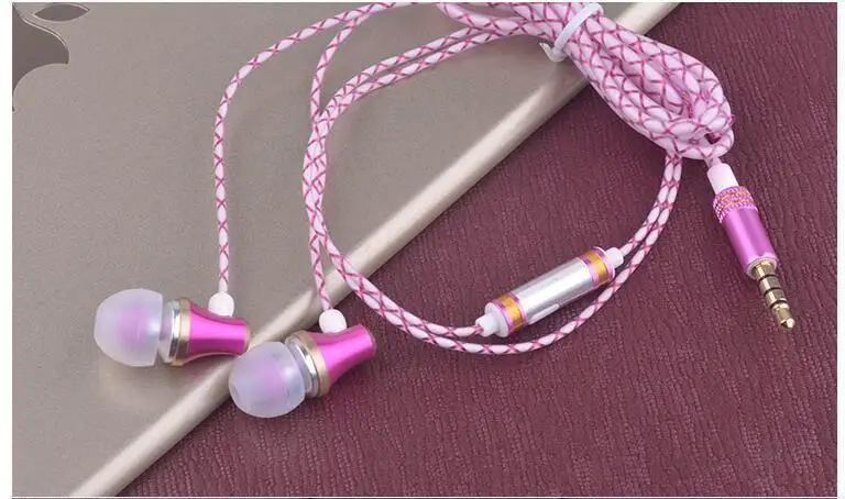 In-Ear 3.5mm Universal Earphone Metal Stereo Sound Earbuds With Mic Drive Call Headset Music Earbud For PC Phone Tablet IPad  (1).jpg