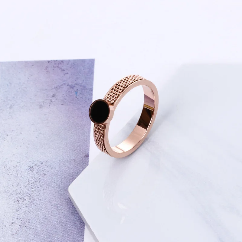 

HFYK 2019 Unique Rose Gold Black Round Rings For Women Stainless Steel Wire Mesh Rings Party Jewelry Anillos Bague Femme Aneis