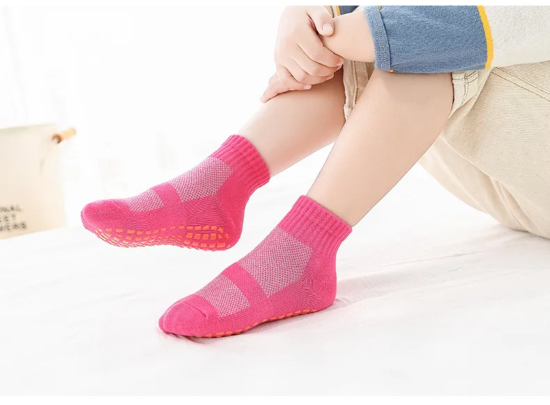 1 Pair New Cotton Solid Color Anit Slip Kids Trampoline Socks Boys Girls Short Ankle Socks 1-10 Years Old Toddler Sport Socks