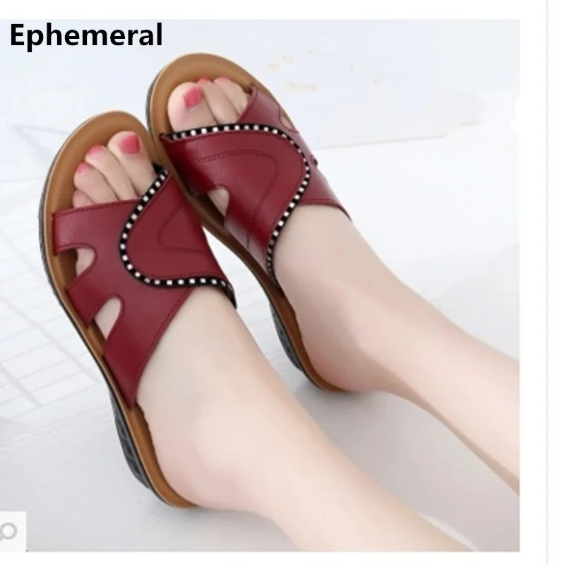 US $20.74 17% OFF|Europeand und Amerikanischen stil echte schuhe frauen hausschuhe kuh leder low ferse gleitet keil sommer schwarz rot plus größe 40 US $20.74 17% OFF|Europeand und Amerikanischen stil echte schuhe frauen hausschuhe kuh leder low ferse gleitet keil sommer schwarz rot plus größe 40