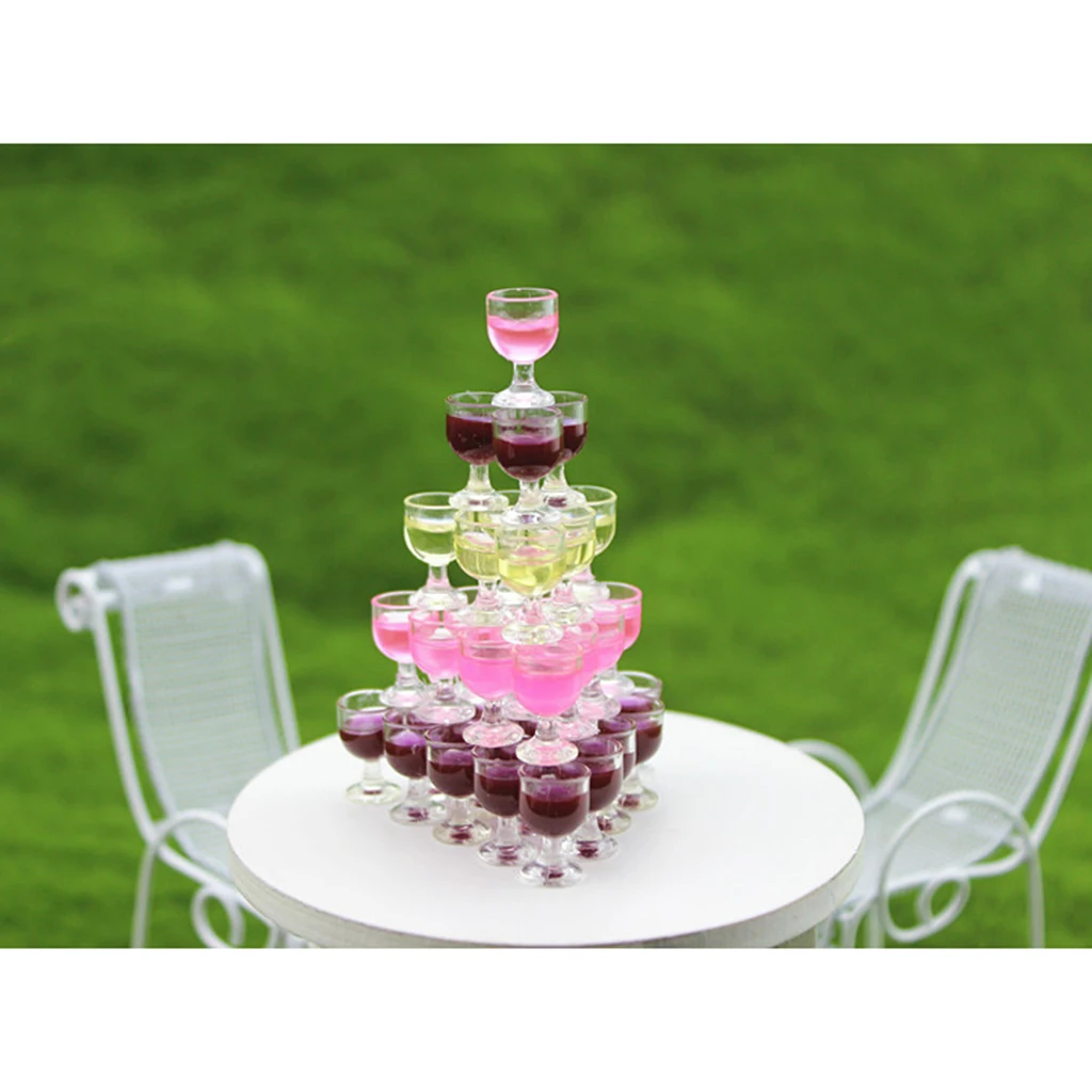 Dollhouse Wine Glasses Bulk 1/12 Goblet Cup Model, Kitchen Tableware Fairy Garden Party Decoration (Pack of 10 Pieces, Pink)
