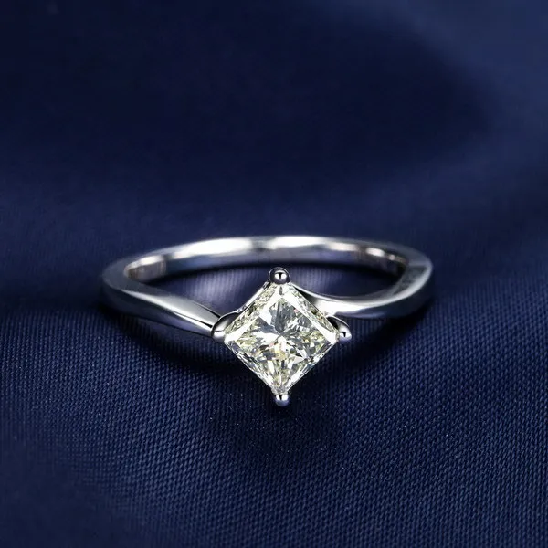 

1Ct 2014 New Designer Princess Cut SONA Synthetic Diamonds Ring For Women Sterling 925 Silver White Gold Color Wedding Jewelry