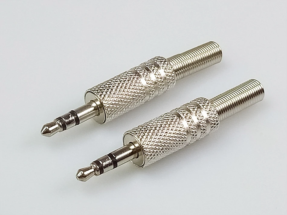 3poles 3.5mm male plug with spring (3)