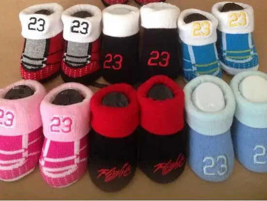3 пары/l Новинка маленьких Баскетбол Носки спортивные носки От 0 до 6 месяцев для новорожденных носки для детей ясельного возраста