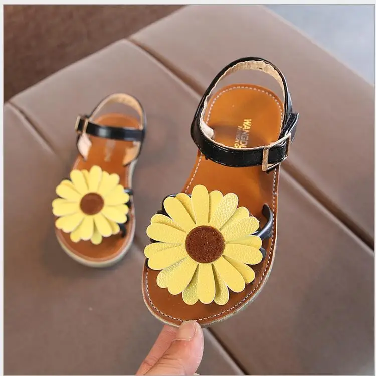 

Newest Summer Kids Shoes 2019 Fashion Leathers Sweet Children Sandals For Girls Toddler Baby Breathable Hoolow Out Bow Shoes