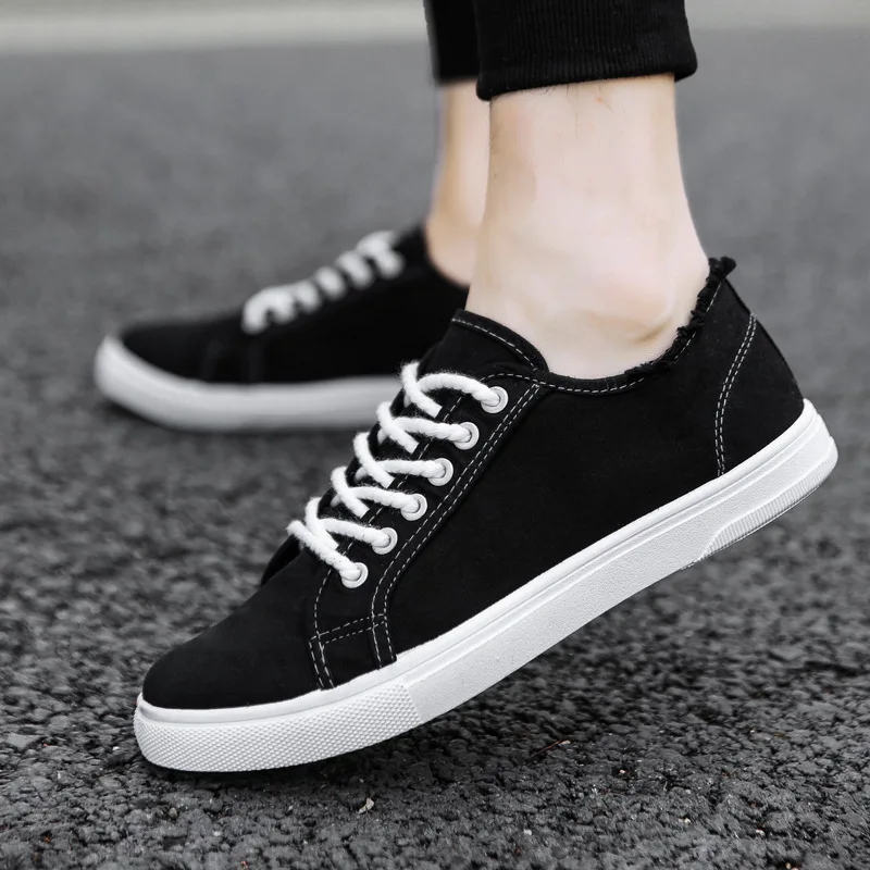 

2019 Fashion Canvas Shoes Men Colors White Casual Shoes Leisure Comfortable Tennis Footwear Male White Lace Up Skate Sneakers