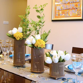 

Europe creative Retro Iron art Dried flowers vase vintage statue home decor crafts room decoration office metal vase figurines