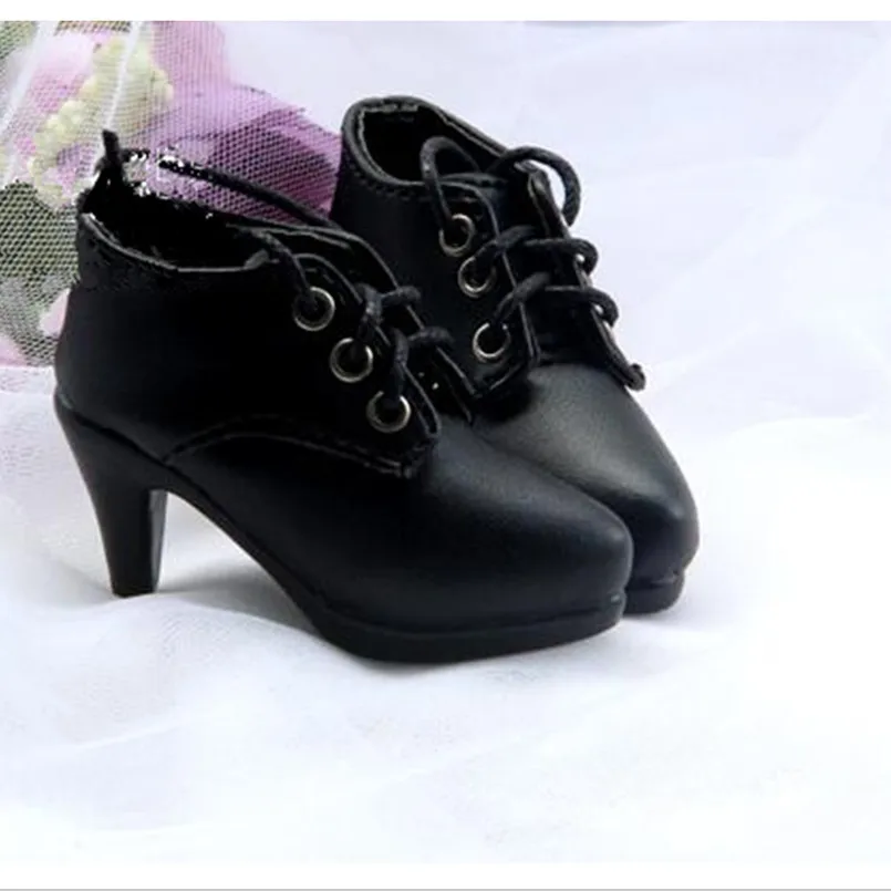 DOLLBOOT-5