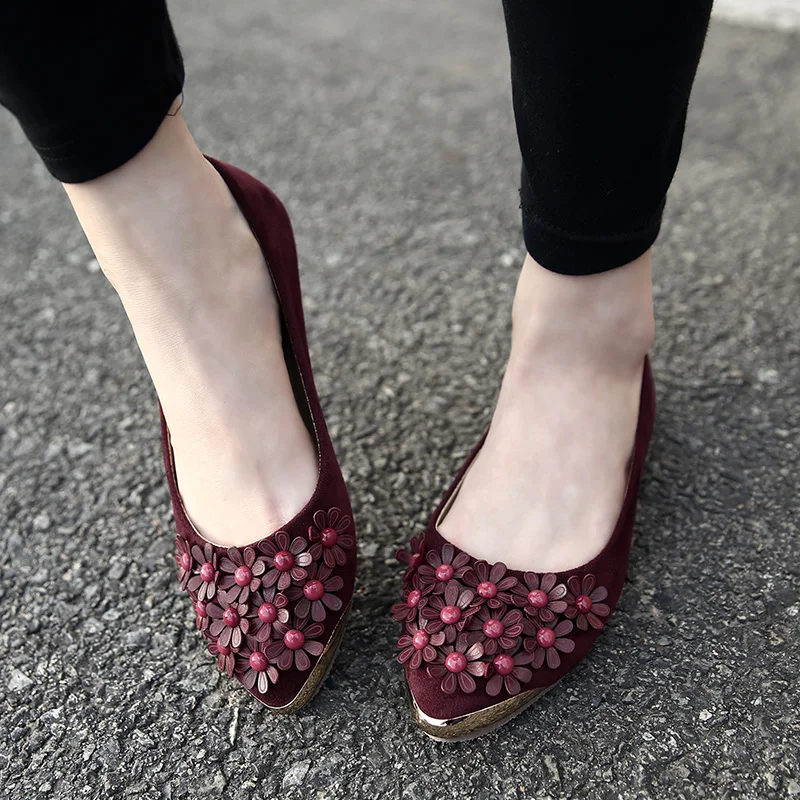 

Summer & Spring Women's Shoes Flat Heels Pointed Toe Slip-On Shallow Mouth Female Flats Floral Pigskin Lining Ballet Flats
